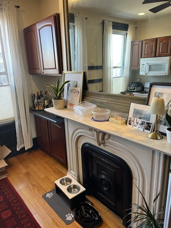 2 bed, 2 bath apartment for rent at 554 East Broadway Unit 1, South Boston — photo 7 of 27