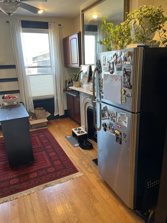 2 bed, 2 bath apartment for rent at 554 East Broadway Unit 1, South Boston — photo 4 of 27