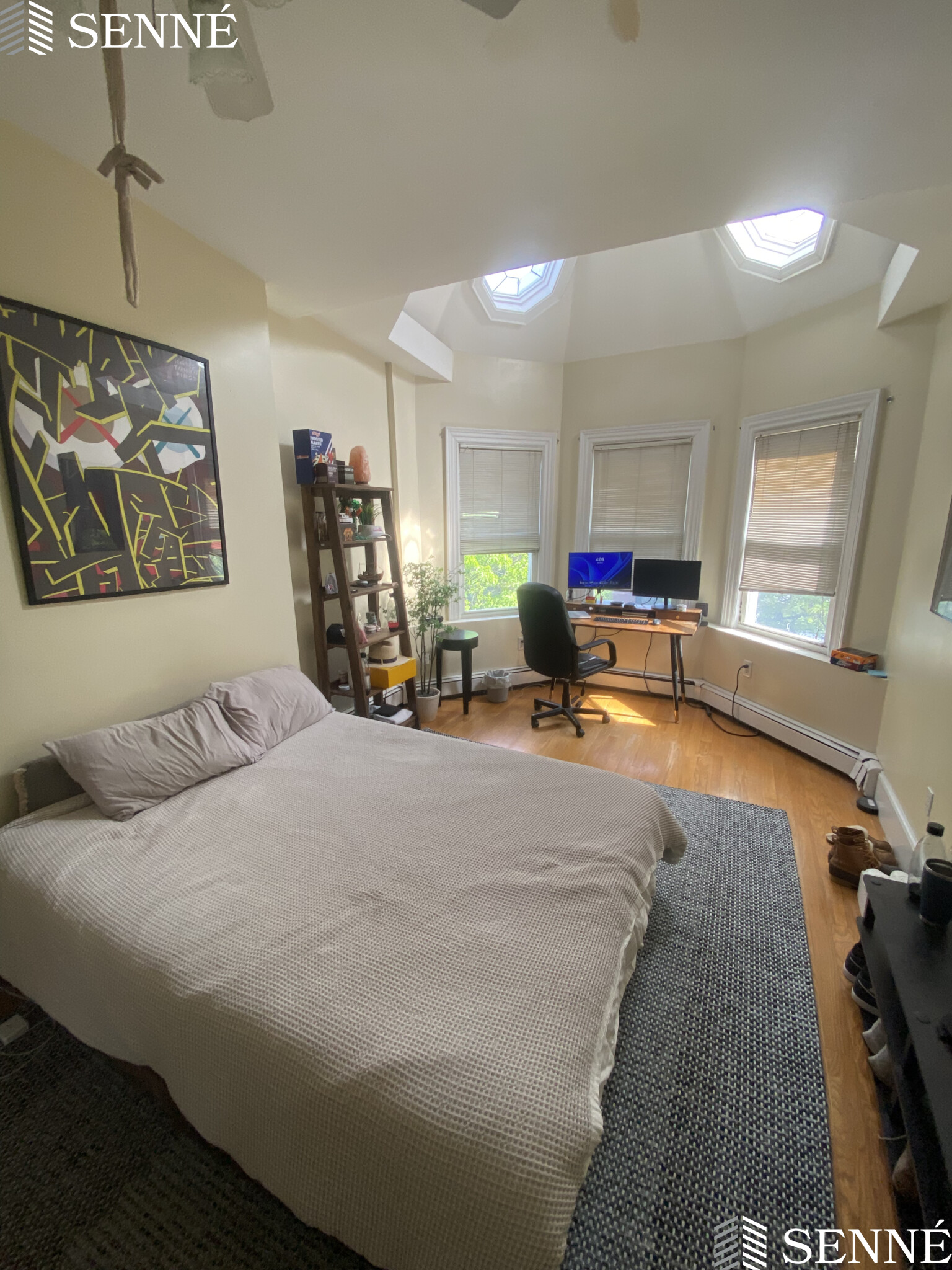 3 bed, 2 bath apartment for rent at 554 East Broadway Unit 2, South Boston — photo 17 of 30