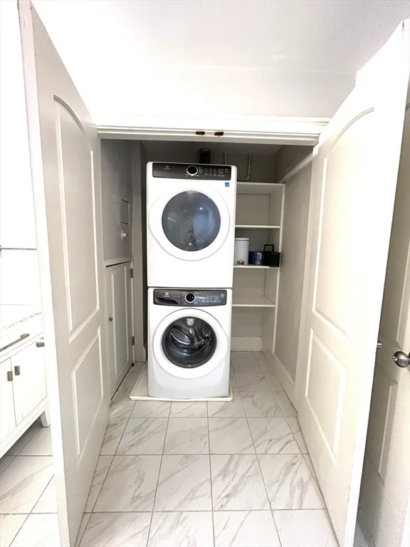 2 bed, 1 bath apartment for rent at 554 Massachusetts Unit 1G, South End — photo 12 of 24