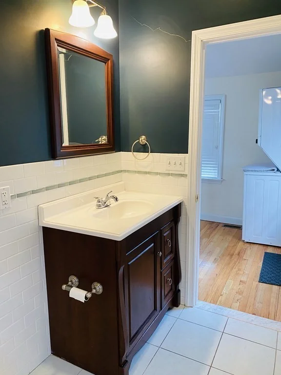 1 bed, 1 bath apartment for rent at 554 Pleasant St Unit 2, Winthrop — photo 8 of 11