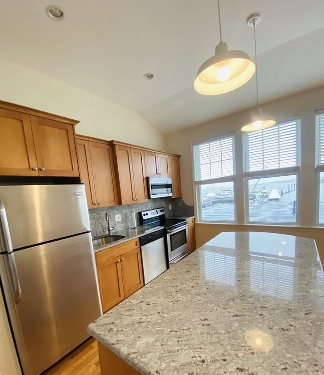 1 bed, 1 bath apartment for rent at 554 Pleasant St Unit 2, Winthrop — photo 2 of 11