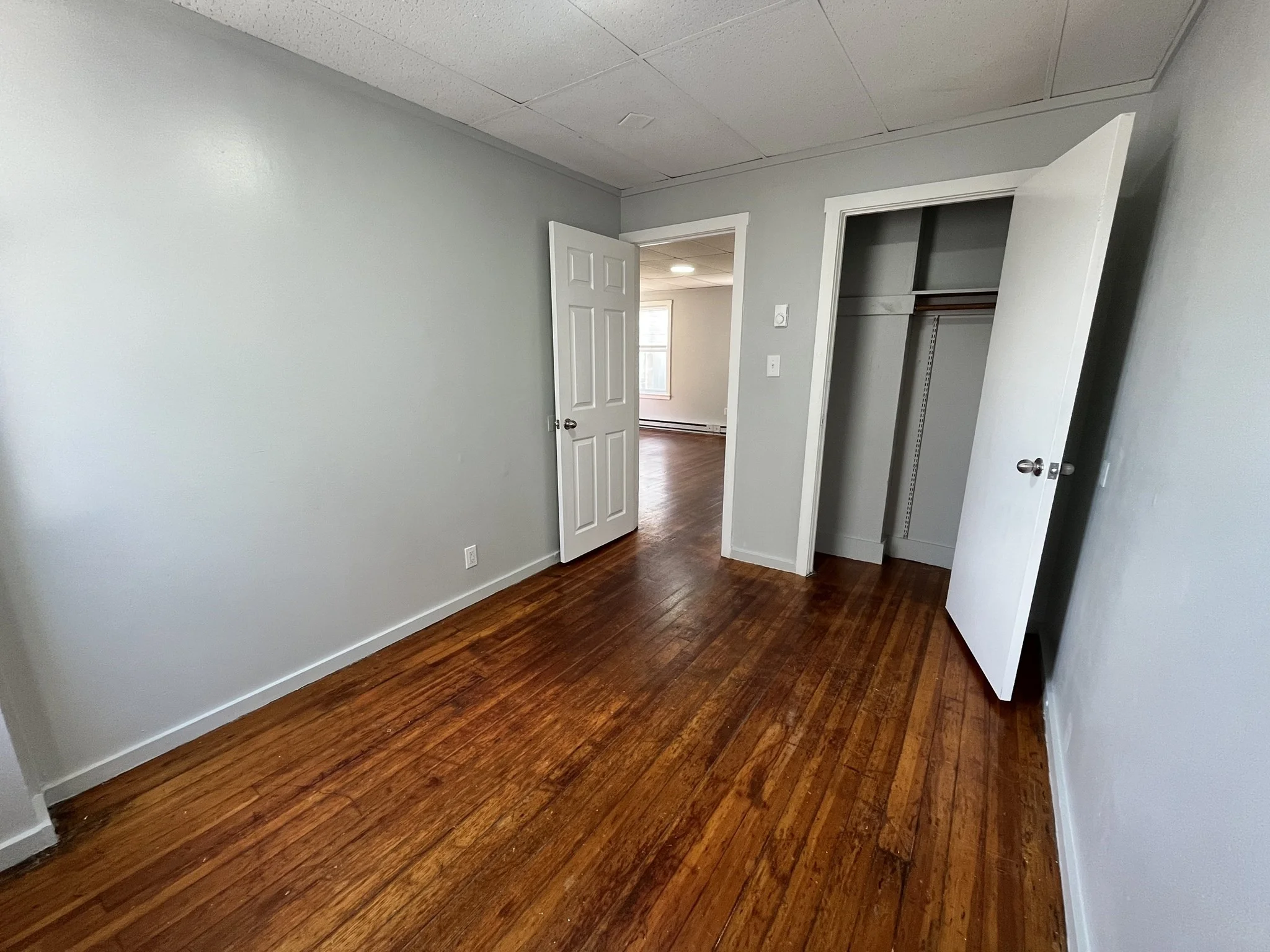 2 bed, 1 bath apartment for rent at 554 Plymouth Ave Unit 1R, Fall River — photo 3 of 8