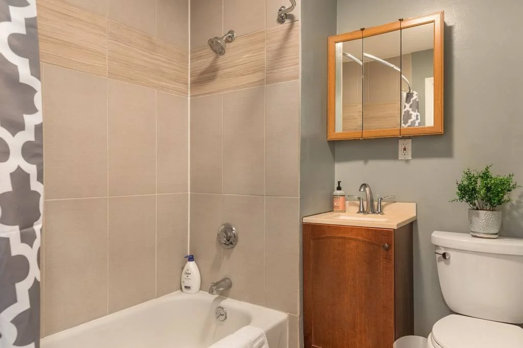4 bed, 1 bath apartment for rent at 555 Dorchester Ave Unit 1, South Boston — photo 11 of 18