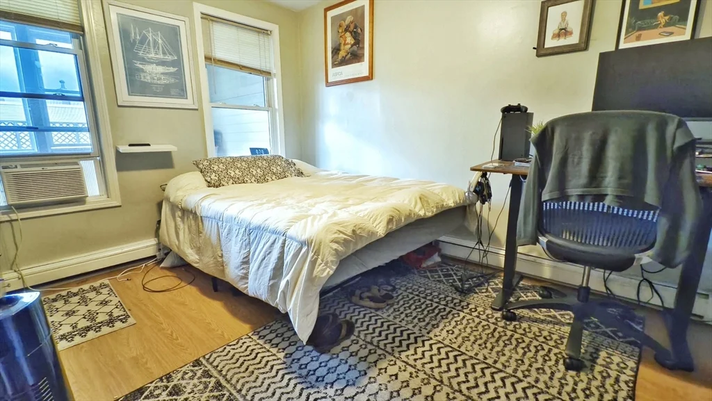 3 bed, 1 bath apartment for rent at 555 Dorchester Ave Unit 2, South Boston — photo 5 of 10