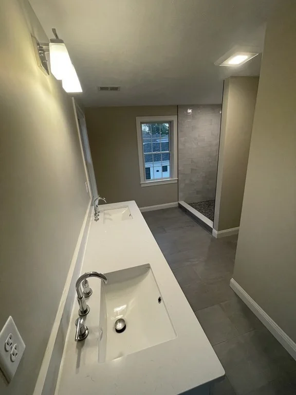 4 bed, 2 bath apartment for rent at 555 Foundry St Unit B, Easton — photo 17 of 18