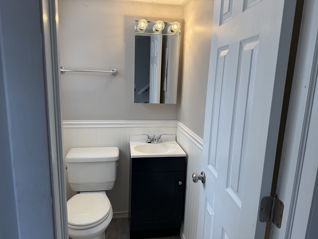 2 bed, 1 bath apartment for rent at 555 Russell Rd Unit c12, Westfield — photo 5 of 17