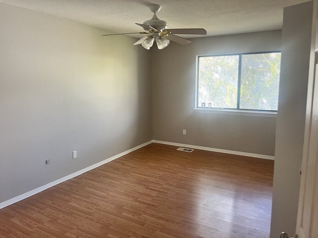 2 bed, 1 bath apartment for rent at 555 Russell Rd Unit c12, Westfield — photo 9 of 17