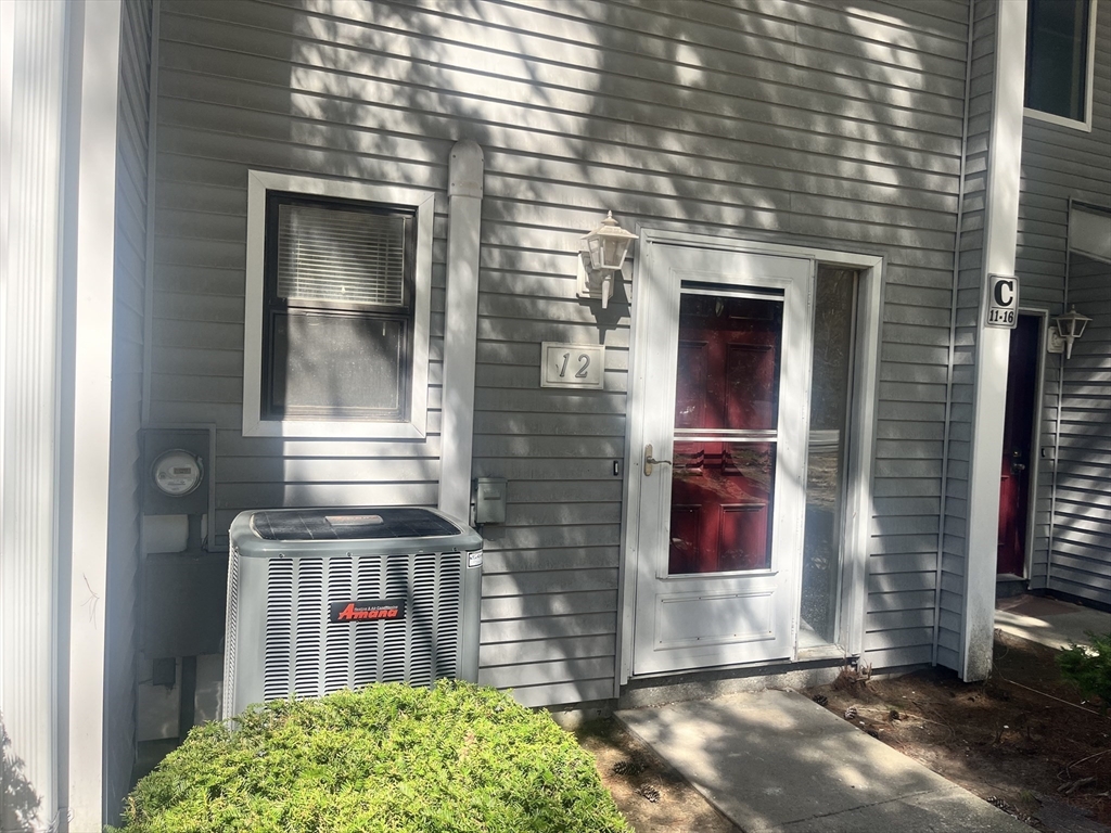 2 bed, 1 bath apartment for rent at 555 Russell Rd Unit c12, Westfield