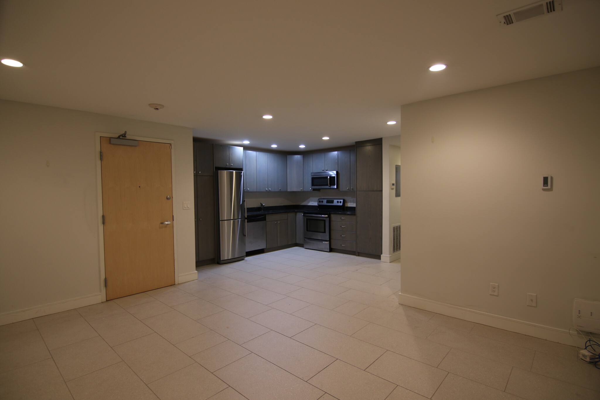 2 bed, 1 bath apartment for rent at 557 Columbus Ave Unit B3, South End — photo 2 of 8