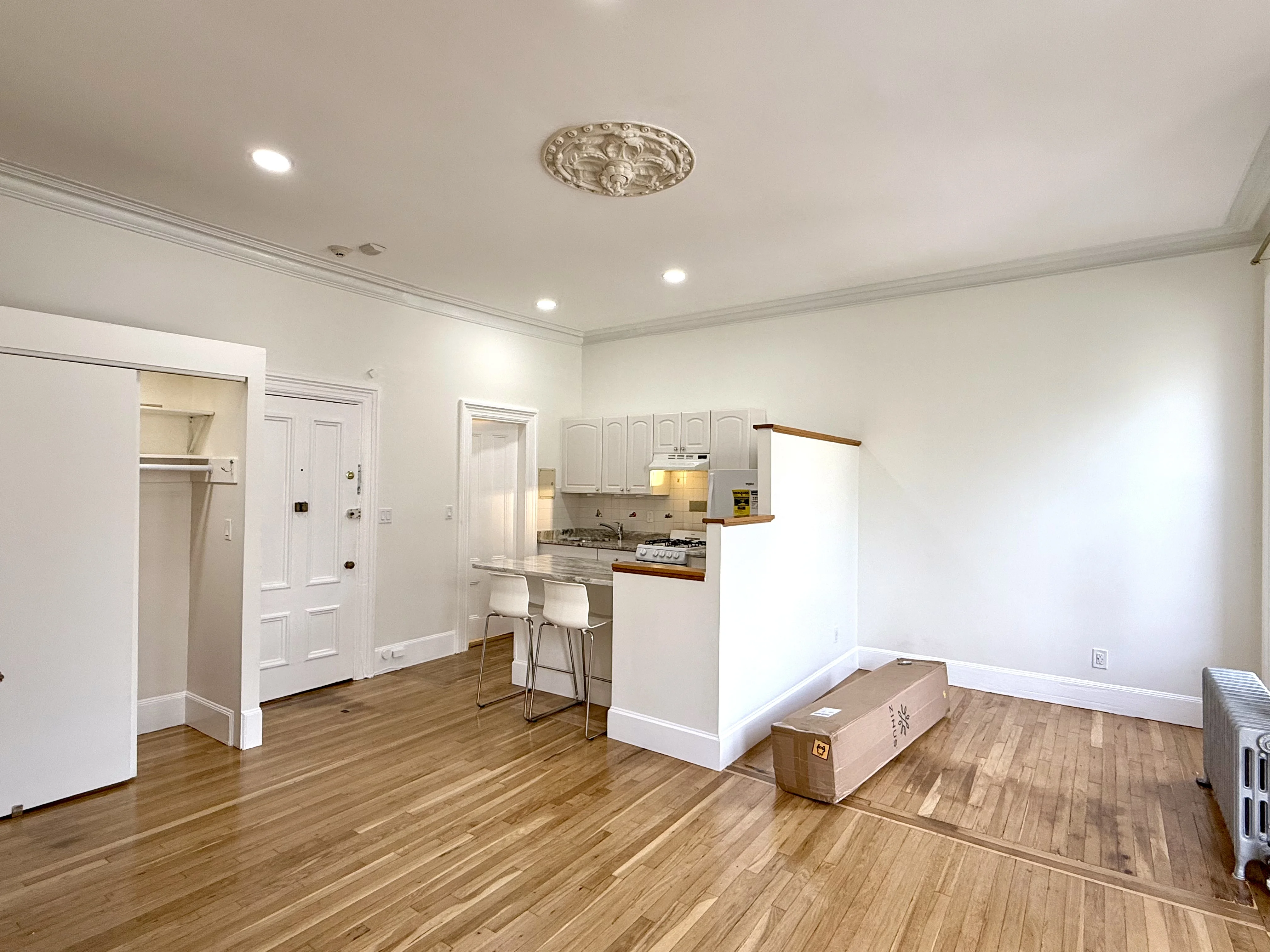 Studio bed, 1 bath apartment for rent at 558 Columbus Ave Unit 2a, South End — photo 11 of 13