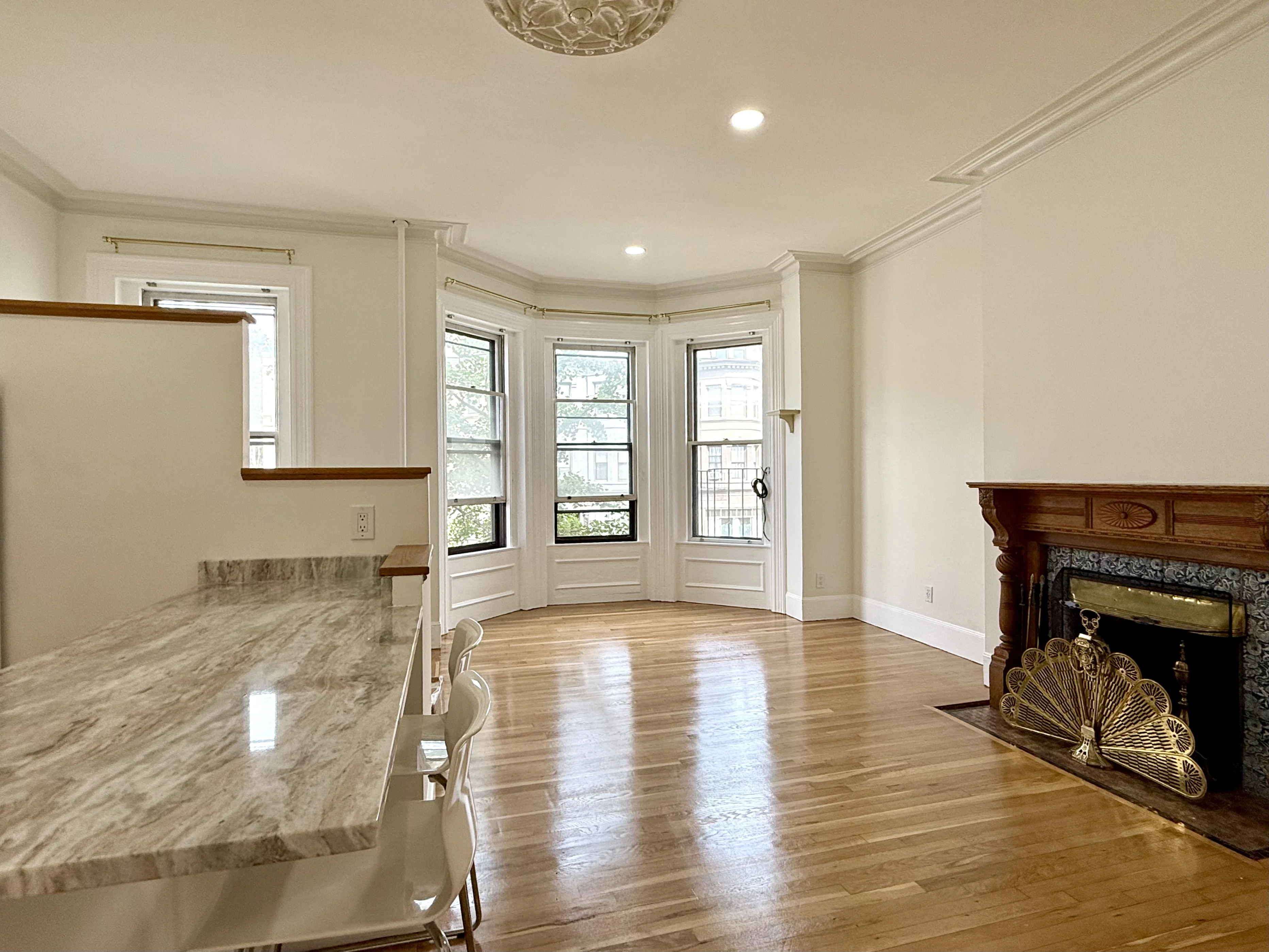 Studio bed, 1 bath apartment for rent at 558 Columbus Ave Unit 2a, South End — photo 1 of 13