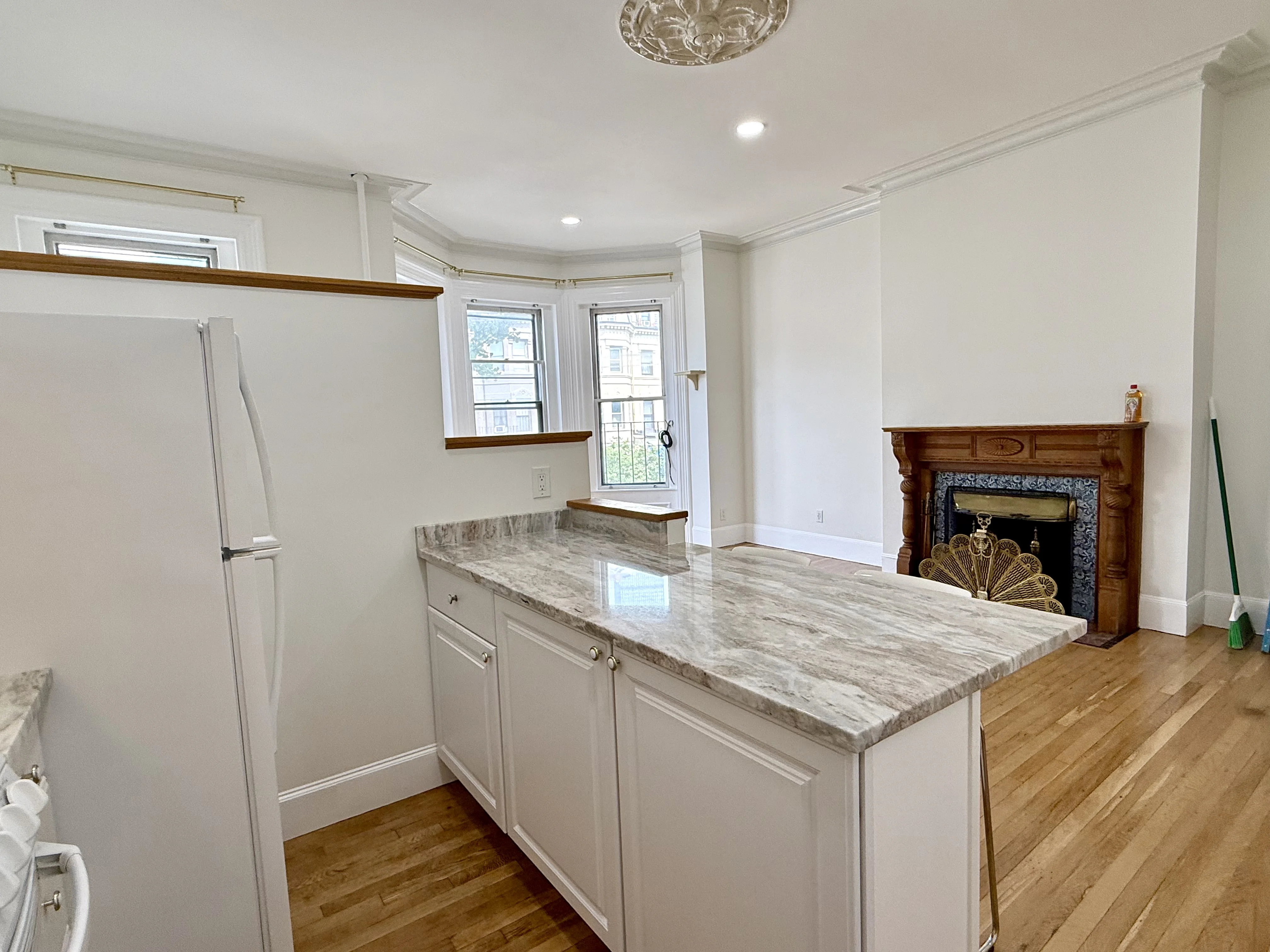 Studio bed, 1 bath apartment for rent at 558 Columbus Ave Unit 2a, South End — photo 9 of 13