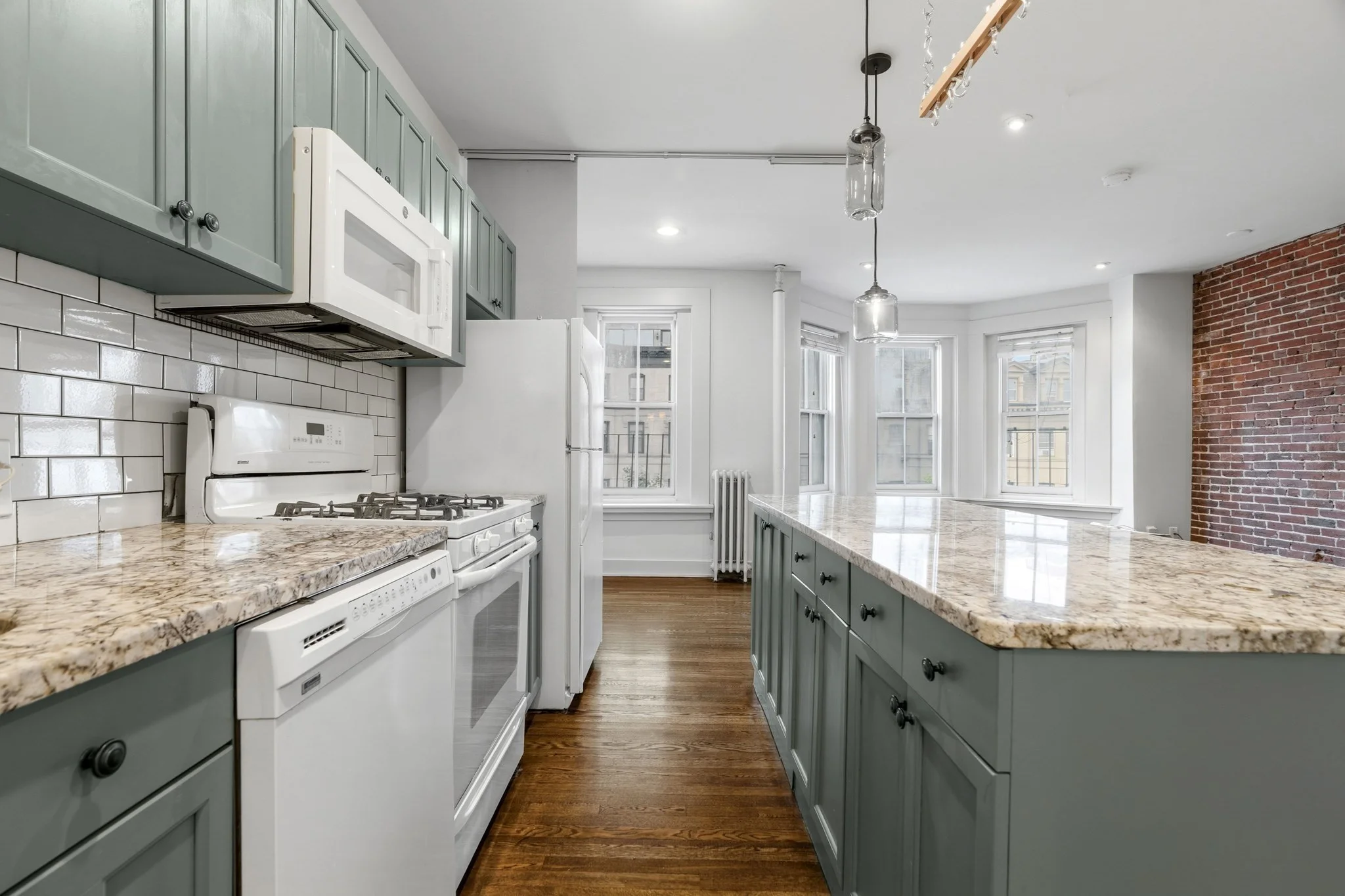 Studio bed, 1 bath apartment for rent at 558 Columbus Ave Unit 3F, South End — photo 6 of 12