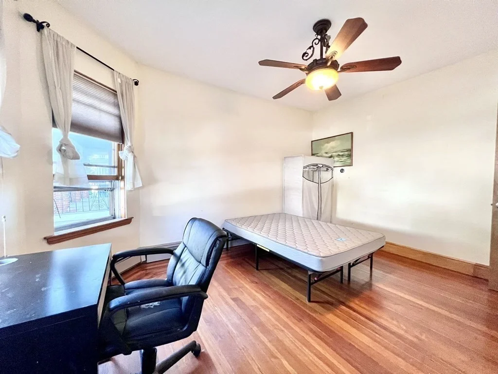 4 bed, 1.5 bath apartment for rent at 558 Washington St Unit 1, Brighton — photo 9 of 20