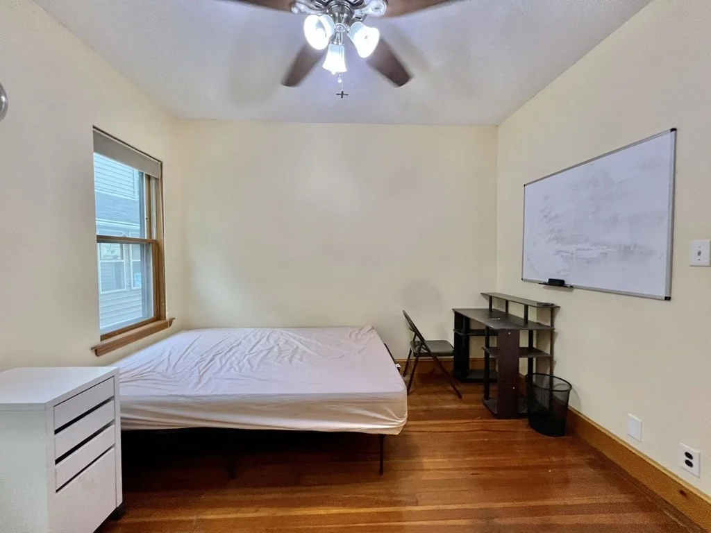 4 bed, 1.5 bath apartment for rent at 558 Washington St Unit 1, Brighton — photo 10 of 20
