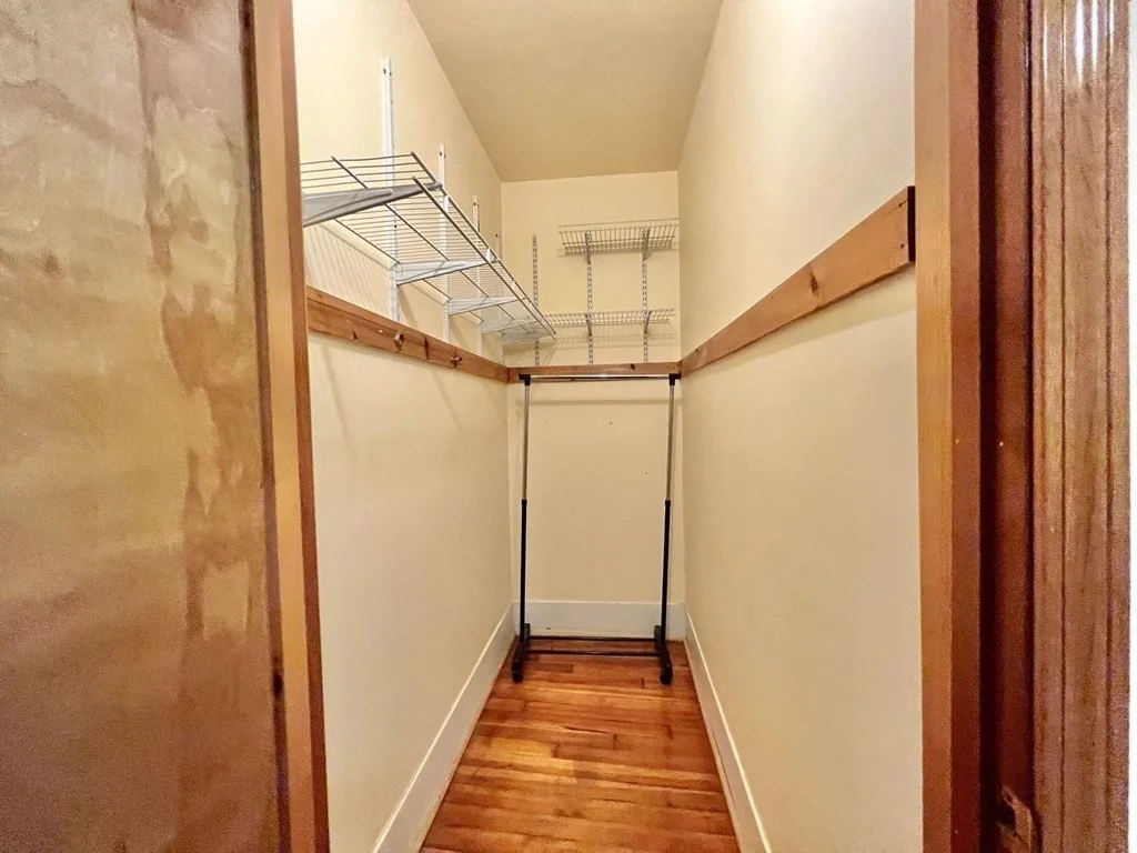 4 bed, 1.5 bath apartment for rent at 558 Washington St Unit 1, Brighton — photo 15 of 20