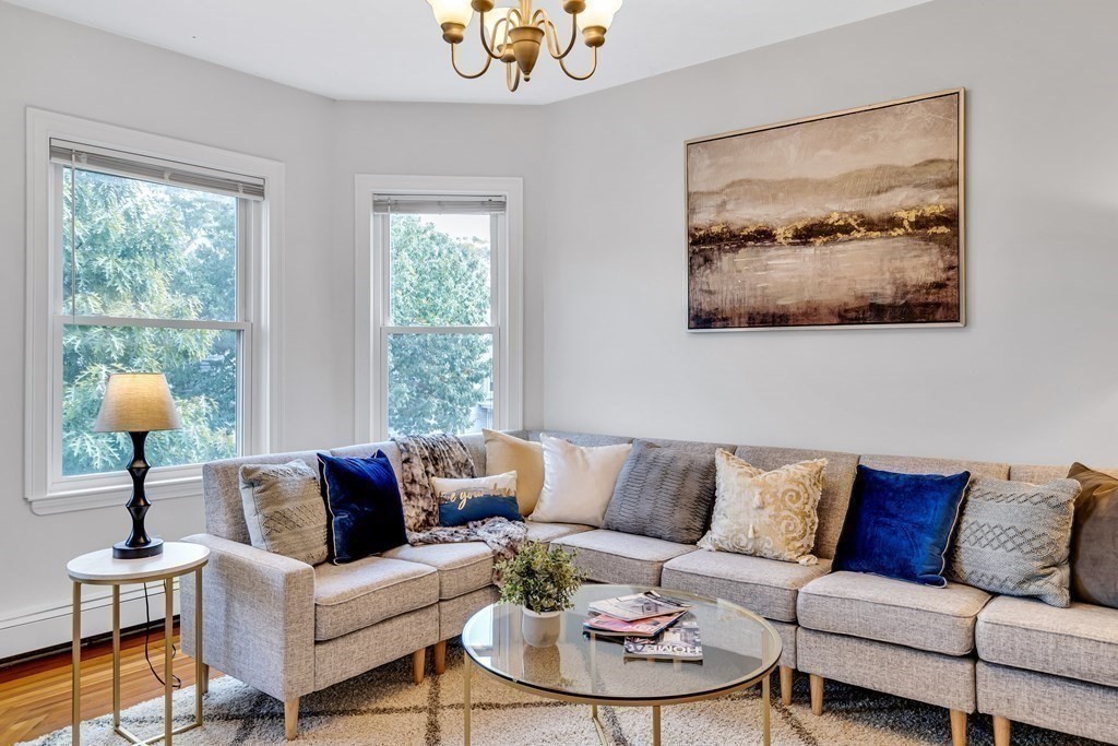 3 bed, 2 bath apartment for rent at 558 Washington St Unit 2, Brighton — photo 8 of 21