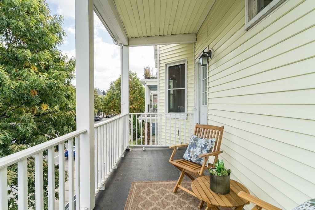3 bed, 2 bath apartment for rent at 558 Washington St Unit 2, Brighton — photo 10 of 21