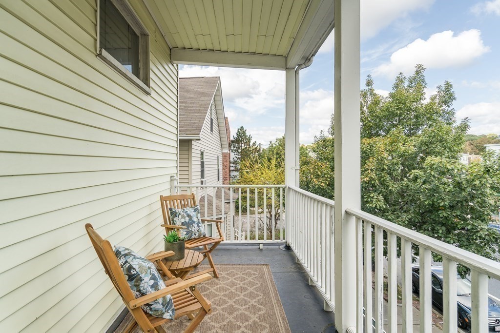 3 bed, 2 bath apartment for rent at 558 Washington St Unit 2, Brighton — photo 11 of 21
