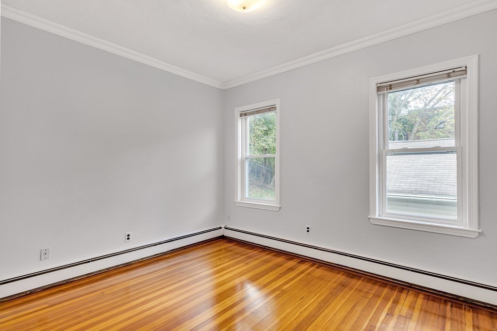 3 bed, 2 bath apartment for rent at 558 Washington St Unit 2, Brighton — photo 16 of 21