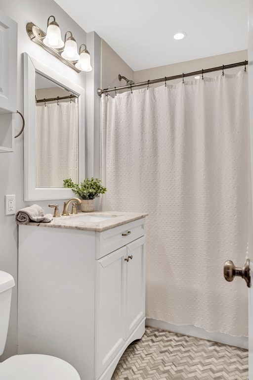 3 bed, 2 bath apartment for rent at 558 Washington St Unit 2, Brighton — photo 14 of 21