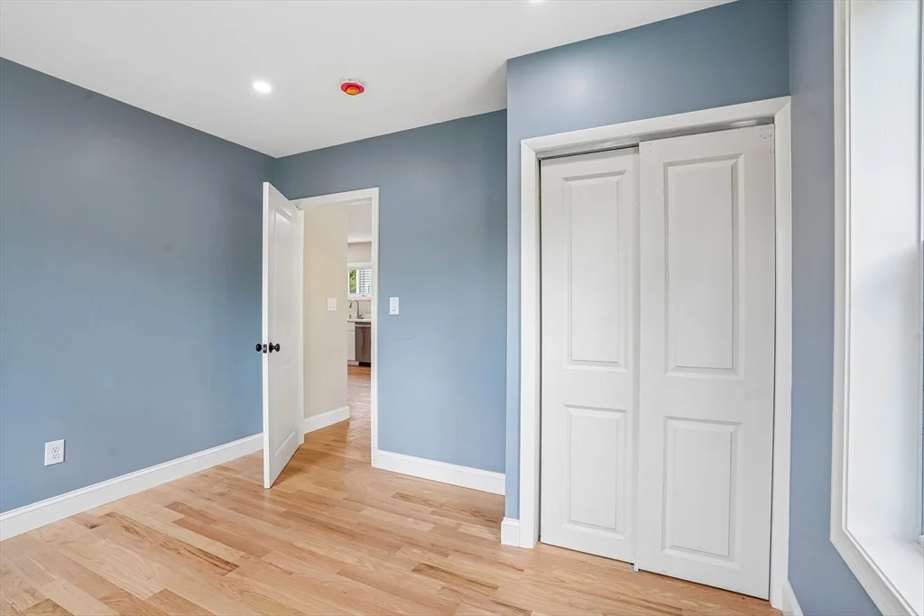 5 bed, 3 bath apartment for rent at 559 Winthrop St, West Medford — photo 15 of 31