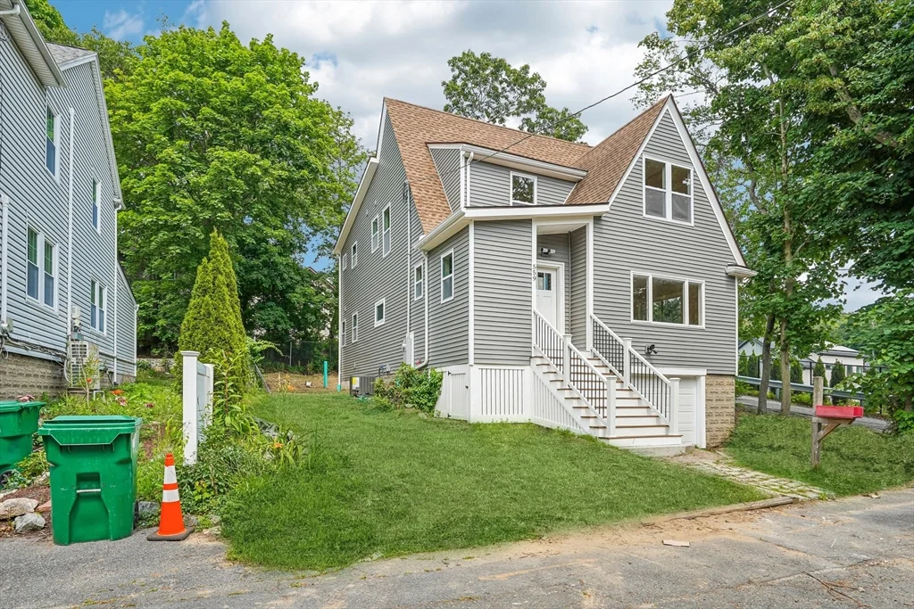 5 bed, 3 bath apartment for rent at 559 Winthrop St, West Medford