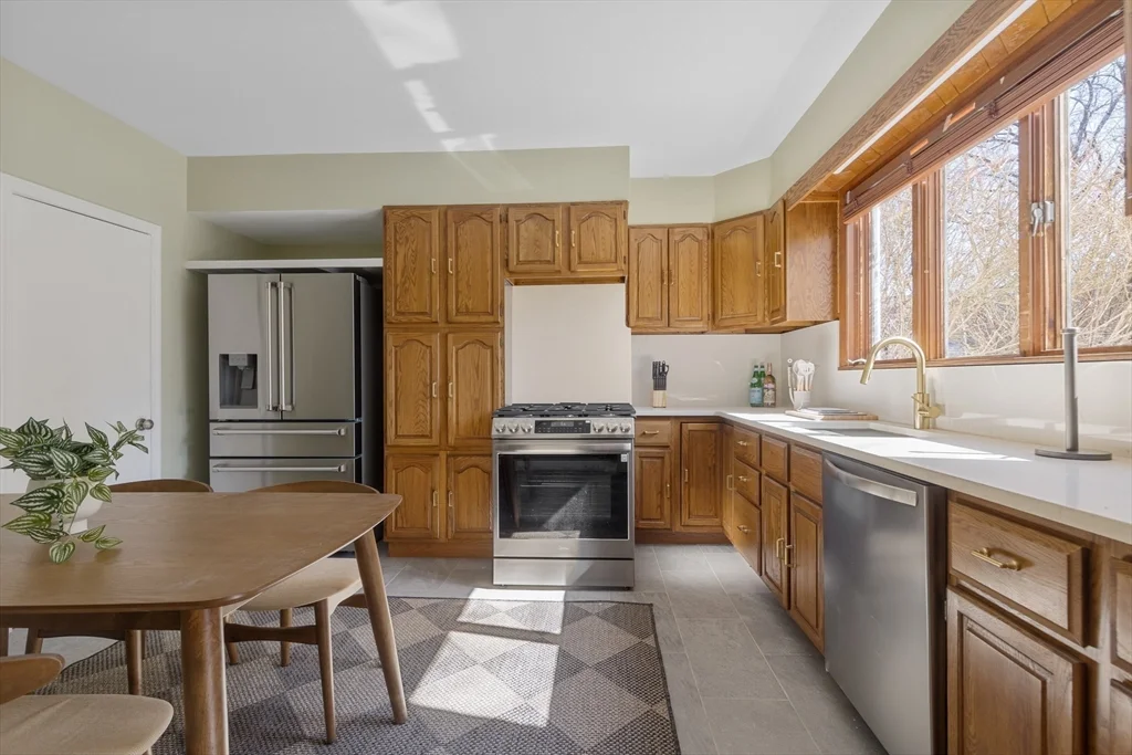 2 bed, 1 bath apartment for rent at 56.5 Spring St Unit 56, East Cambridge — photo 6 of 13