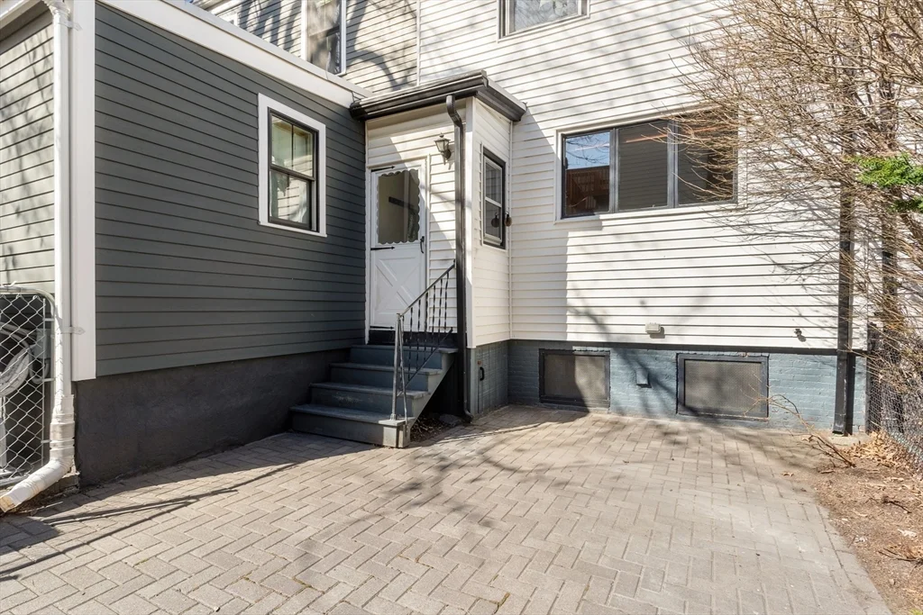 2 bed, 1 bath apartment for rent at 56.5 Spring St Unit 56, East Cambridge — photo 11 of 13