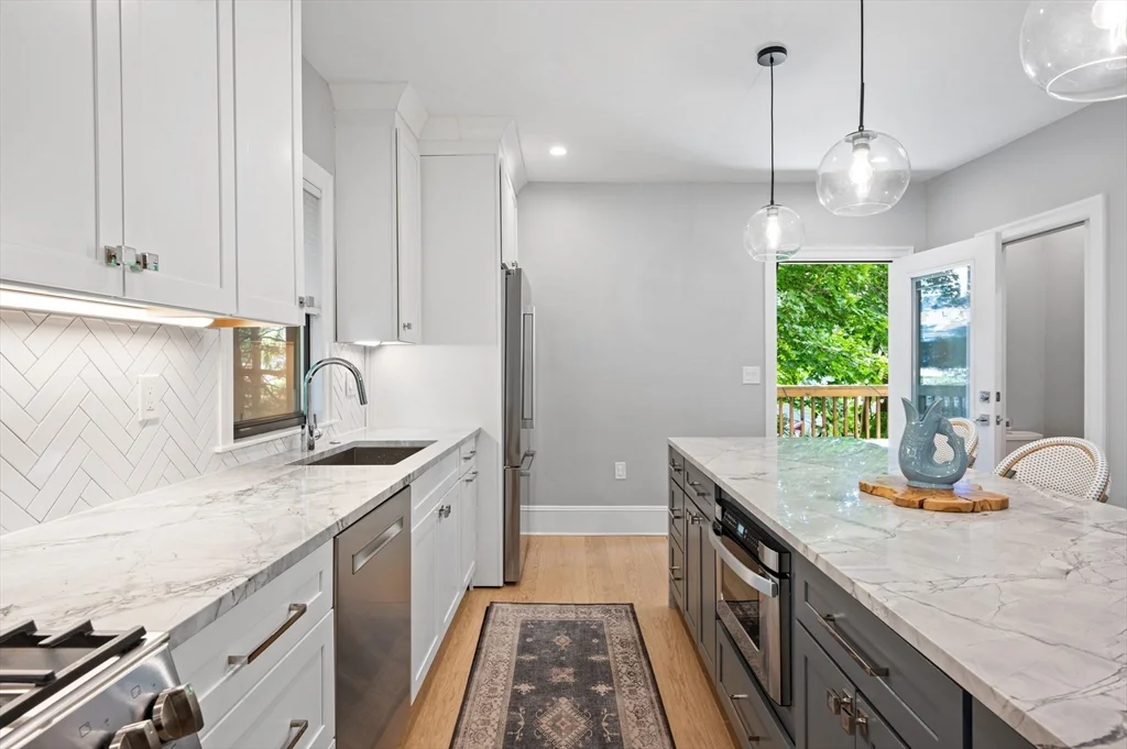 4 bed, 2 bath apartment for rent at 56-58 Carruth St Unit 58, Dorchester — photo 8 of 31
