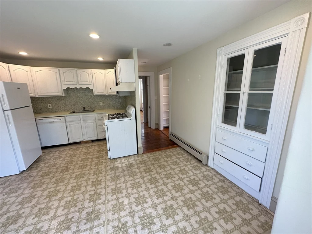 3 bed, 1 bath apartment for rent at 56-58 Murdock St Unit 2, Brighton — photo 11 of 17