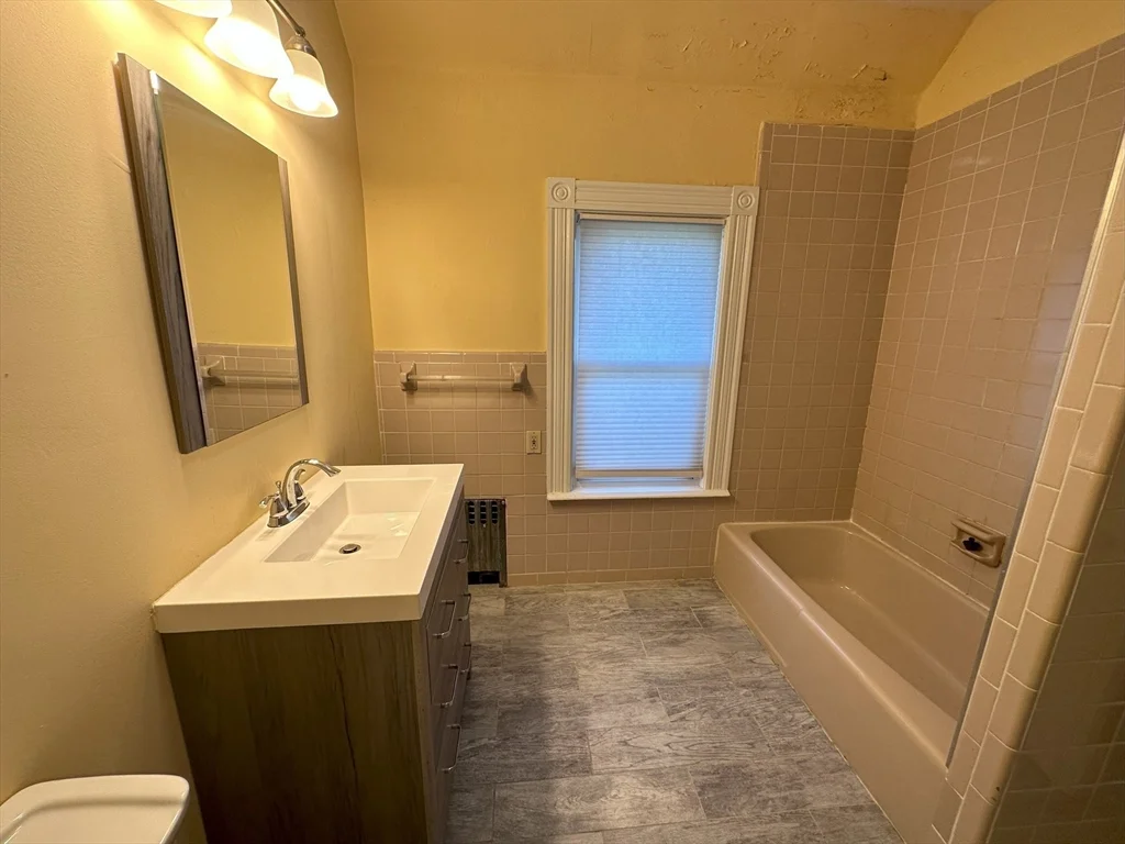 3 bed, 1 bath apartment for rent at 56-58 Murdock St Unit 2, Brighton — photo 14 of 17