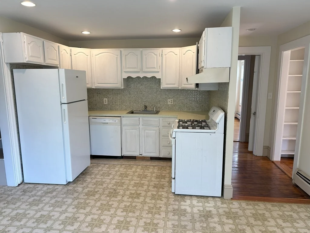 3 bed, 1 bath apartment for rent at 56-58 Murdock St Unit 2, Brighton — photo 9 of 17