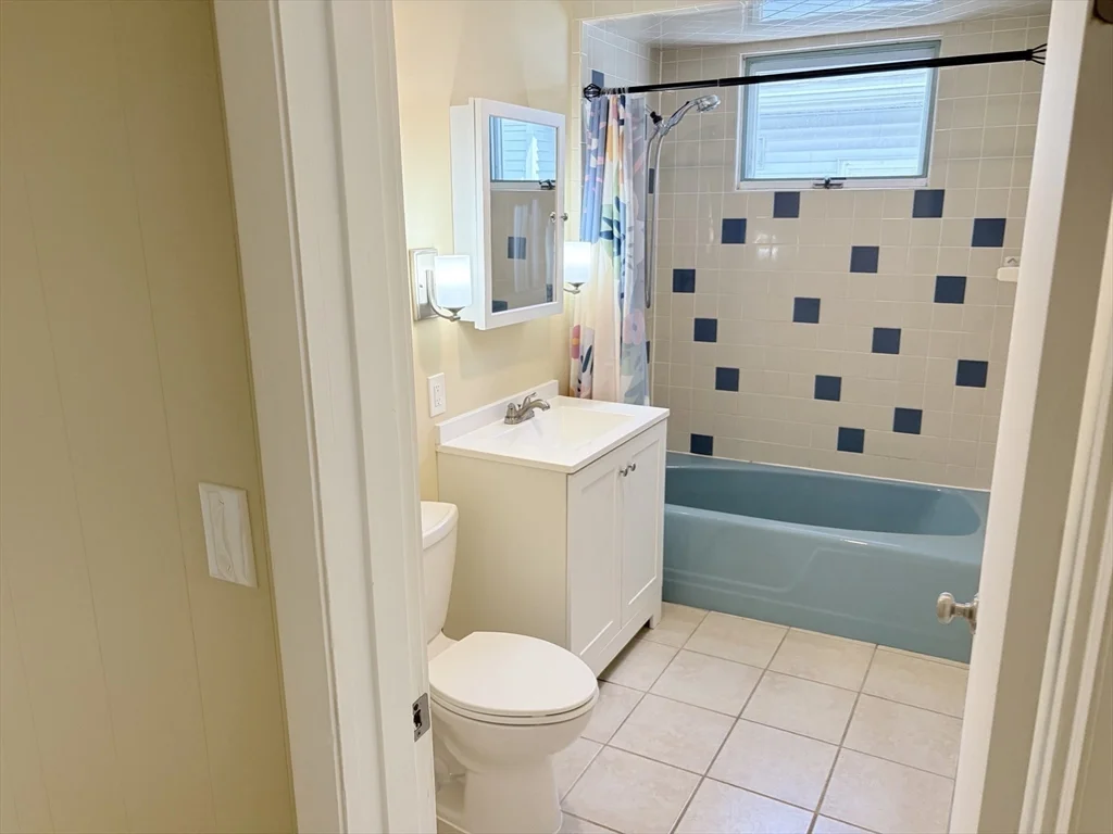 3 bed, 1 bath apartment for rent at 56-58 Stanley Ave Unit 58, Tufts University — photo 15 of 28