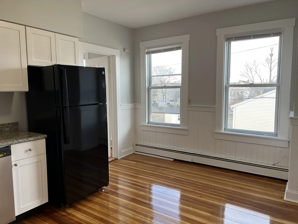 2 bed, 1 bath apartment for rent at 56-60 Cottage St Unit 3R, Lynn — photo 4 of 18
