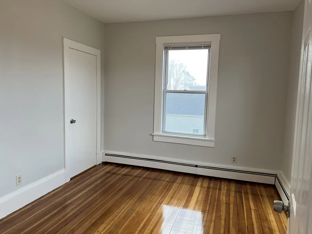 2 bed, 1 bath apartment for rent at 56-60 Cottage St Unit 3R, Lynn — photo 6 of 18