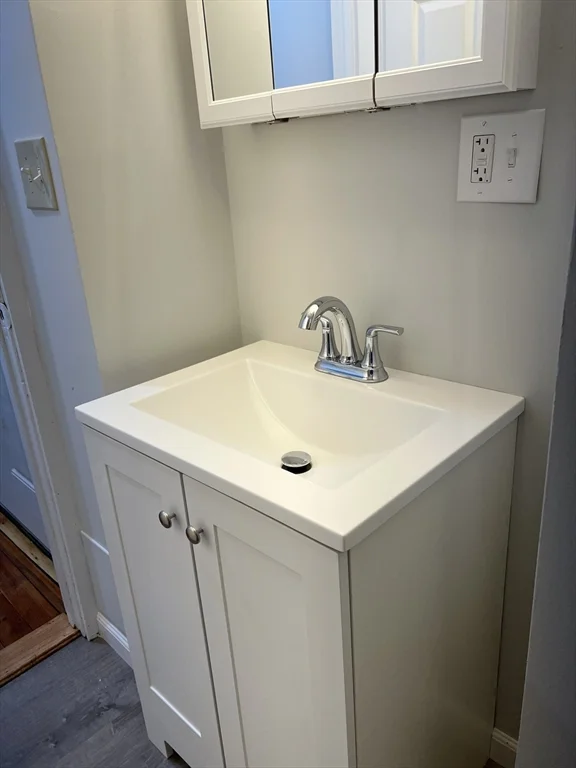 2 bed, 1 bath apartment for rent at 56-60 Cottage St Unit 3R, Lynn — photo 10 of 18