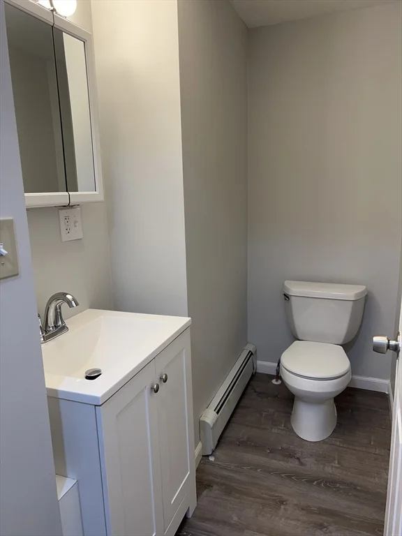 2 bed, 1 bath apartment for rent at 56-60 Cottage St Unit 3R, Lynn — photo 8 of 18