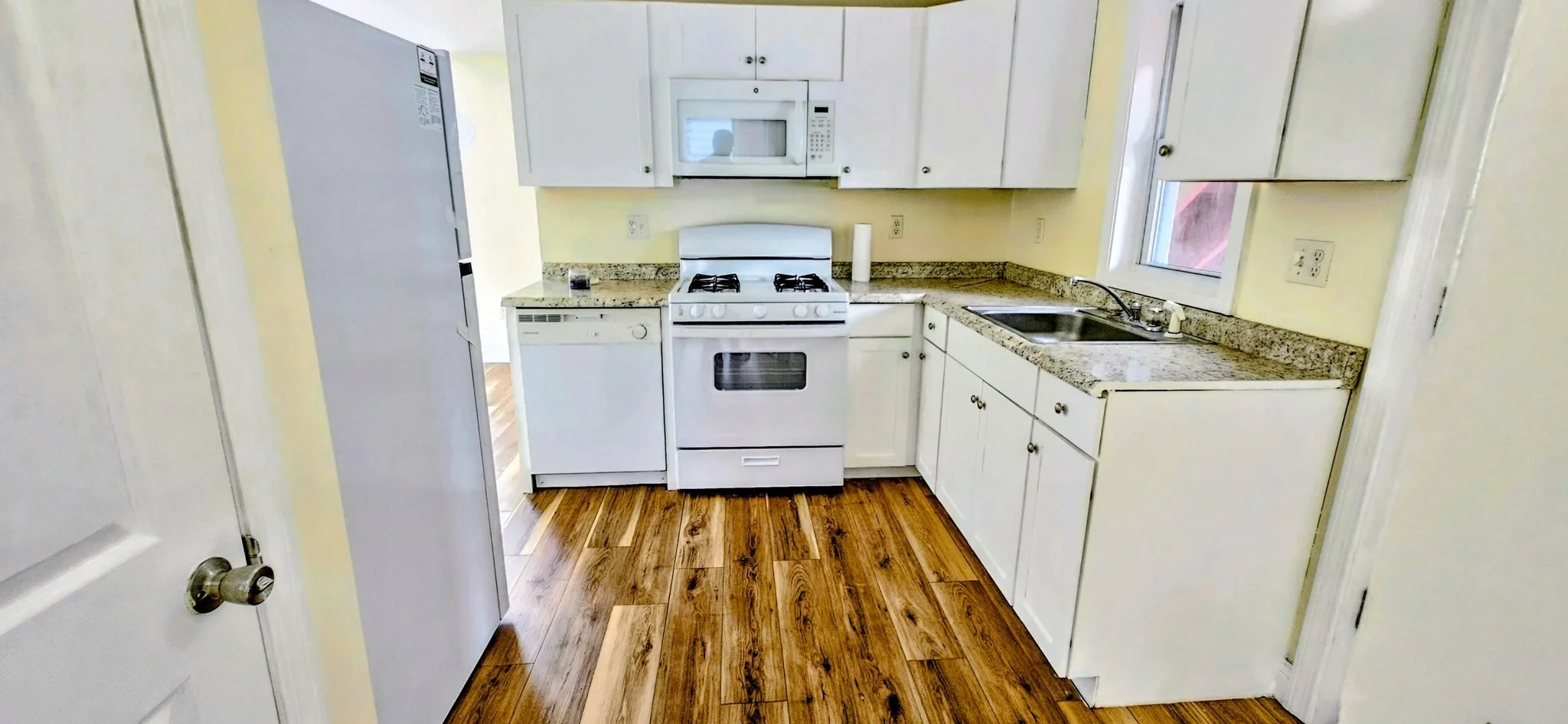 2 bed, 1 bath apartment for rent at 56 Adams St Unit 1, Taunton — photo 3 of 7