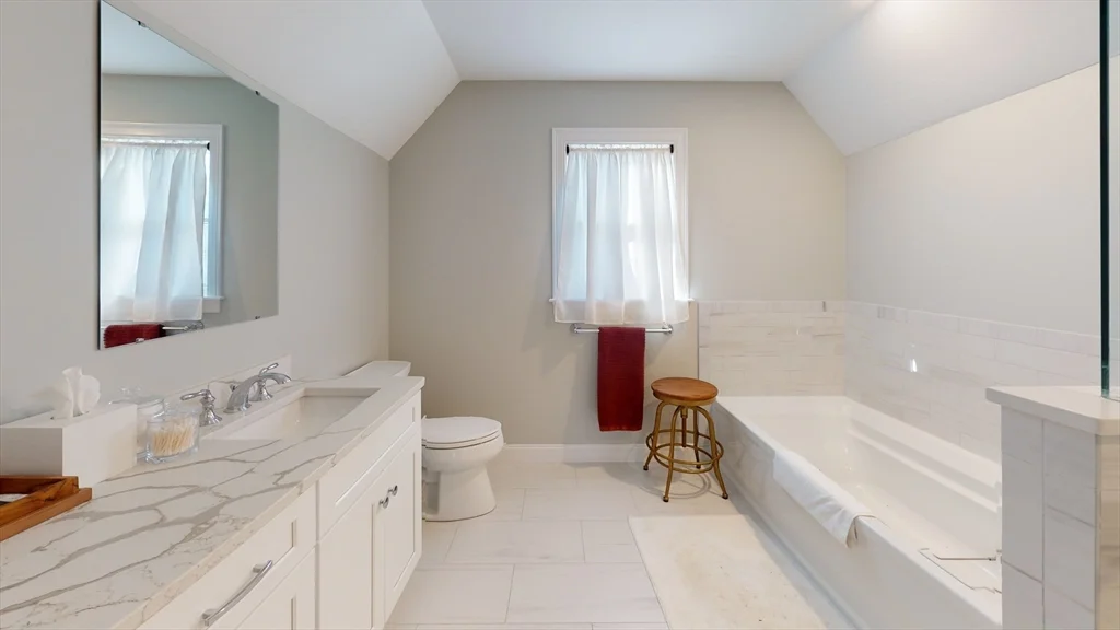 3 bed, 4+ bath apartment for rent at 56 Albemarle Rd, Waltham — photo 13 of 18