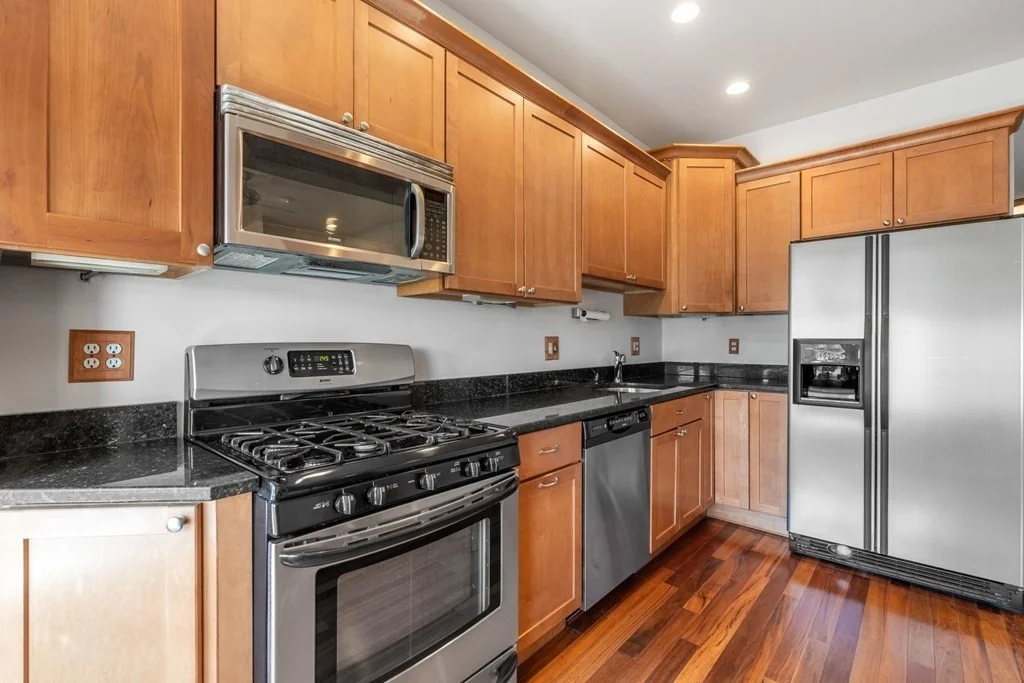 2 bed, 1 bath apartment for rent at 56 Beacon St Unit 2, Chelsea — photo 3 of 20