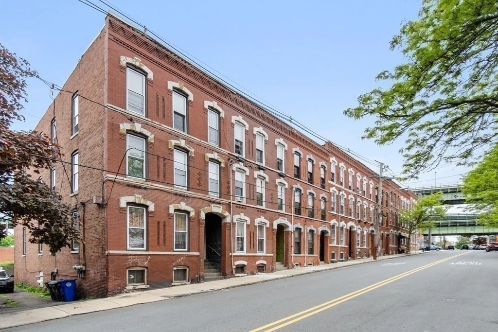 2 bed, 1 bath apartment for rent at 56 Beacon St Unit 2, Chelsea — photo 20 of 20