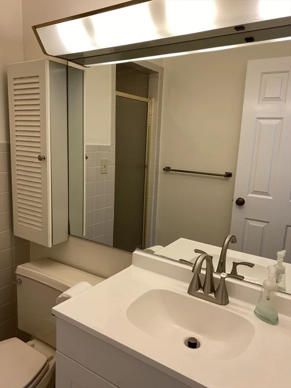 2 bed, 2 bath apartment for rent at 56 Bigelow Unit 12, Watertown — photo 10 of 20