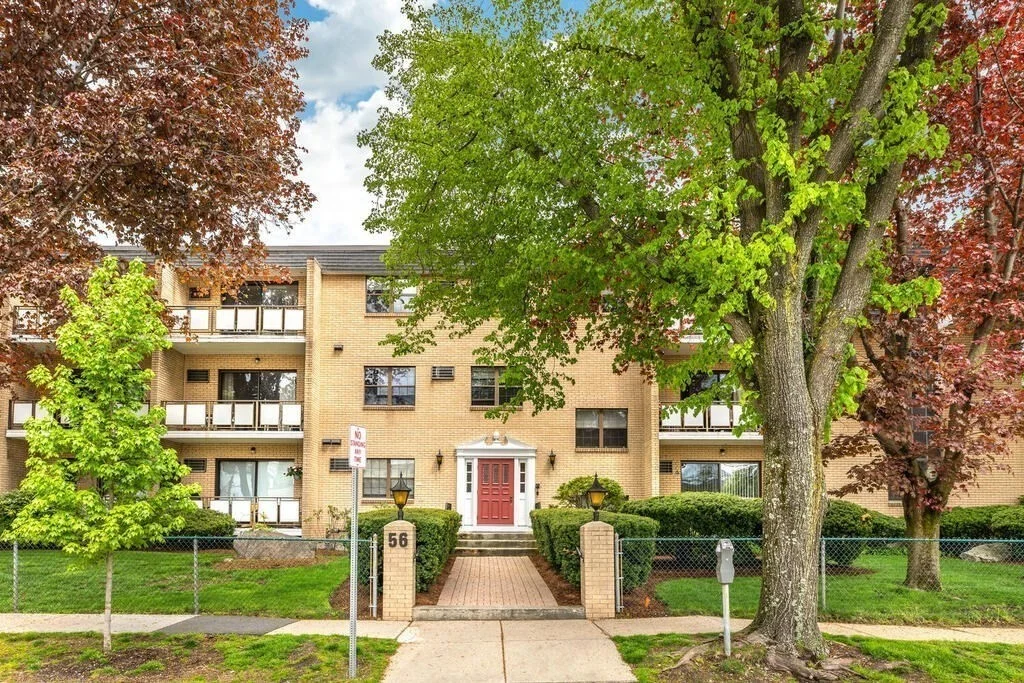 2 bed, 2 bath apartment for rent at 56 Bigelow Unit 12, Watertown — photo 4 of 20