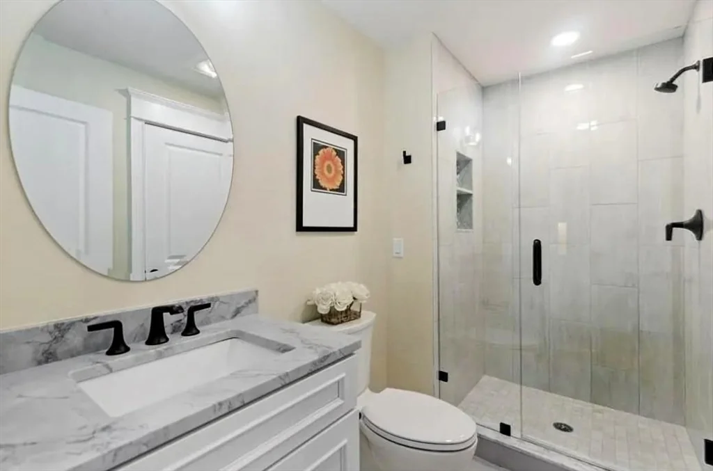 6 bed, 4+ bath apartment for rent at 56 Blossomcrest Rd, Lexington — photo 17 of 29