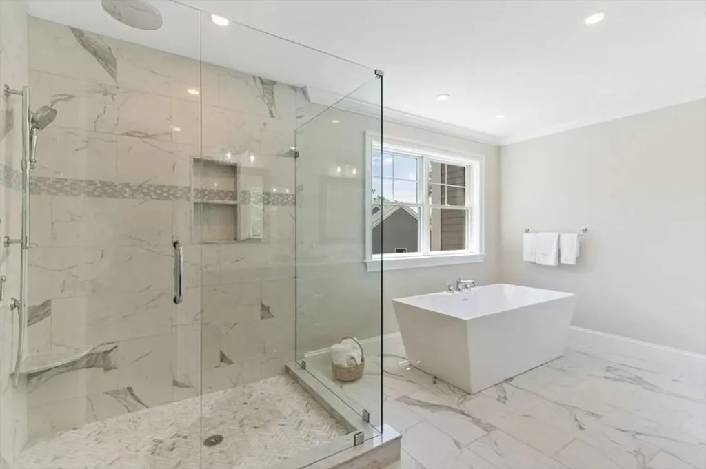 6 bed, 4+ bath apartment for rent at 56 Blossomcrest Rd, Lexington — photo 15 of 29