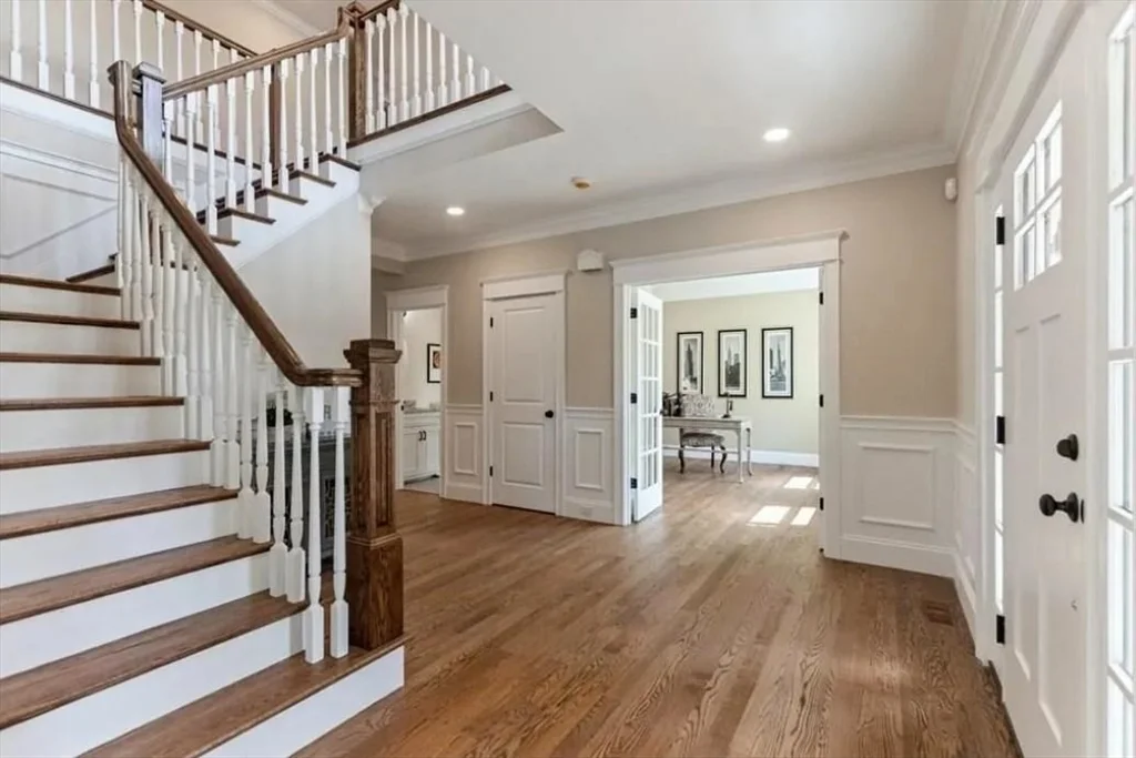 6 bed, 4+ bath apartment for rent at 56 Blossomcrest Rd, Lexington — photo 3 of 29
