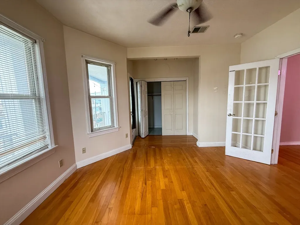 3 bed, 2 bath apartment for rent at 56 Bowdoin St Unit 2, Medford — photo 9 of 30