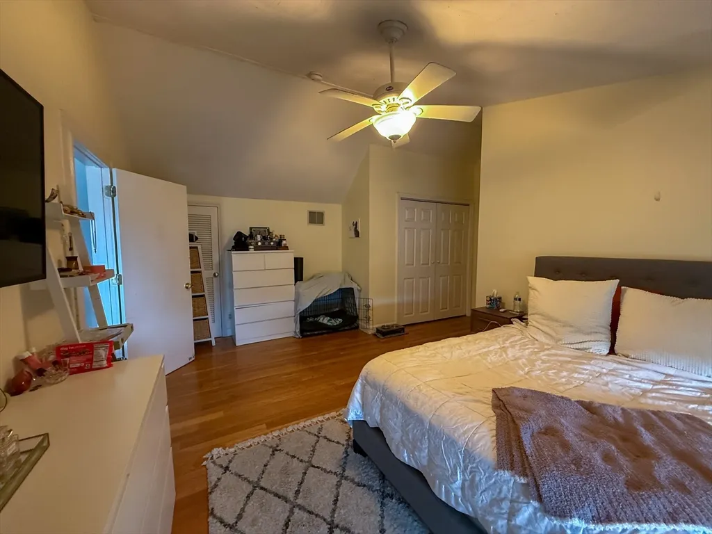 3 bed, 2 bath apartment for rent at 56 Bowdoin St Unit 2, Medford — photo 27 of 30